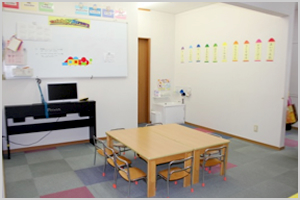 レインボーナーサリー田子館の2歳児室です